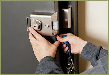 Anchor Locksmith Store White Plains, NY 914-488-6810 - change-locks-ervice